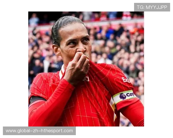 范戴克组织防线，利物浦禁区稳得像铁门，范迪克是利物浦队长吗